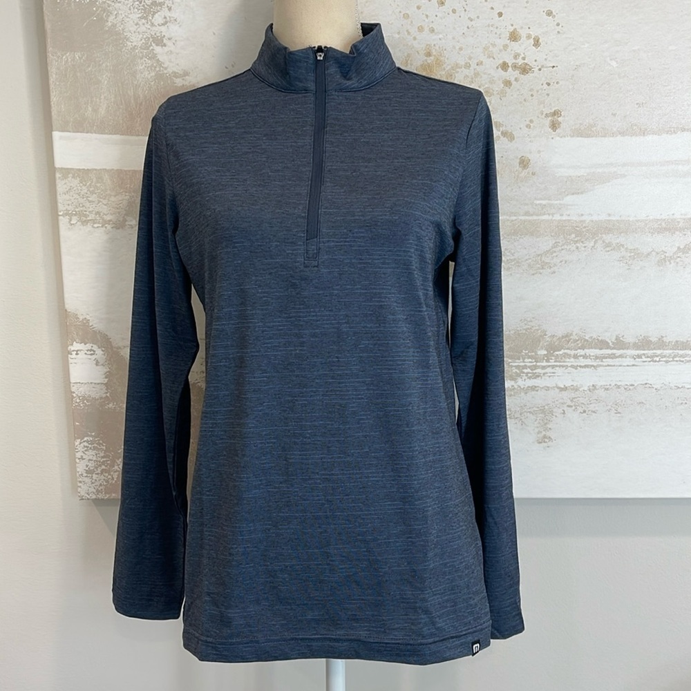 Ladies Travis Mathew 1/4 zip pullover